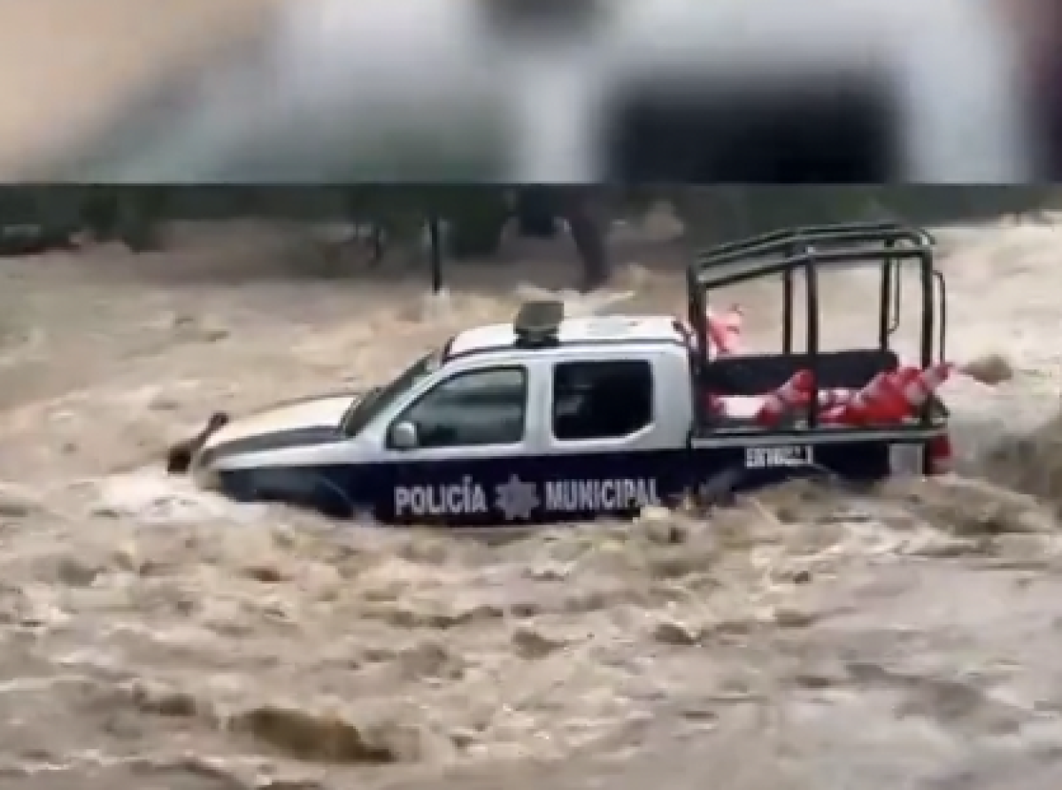 Polis al Rescate